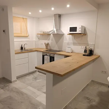 Benalmadena Beach Apartment شقة *